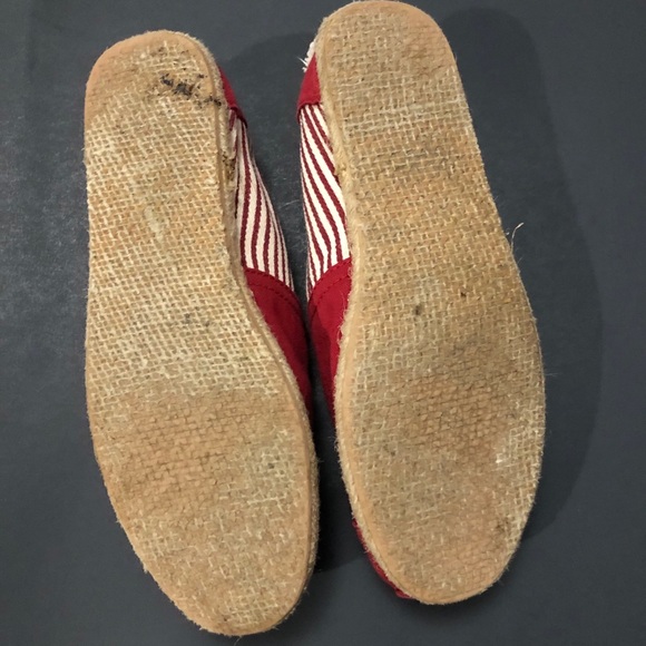 Toms red & white striped canvas slip on - Picture 4 of 4